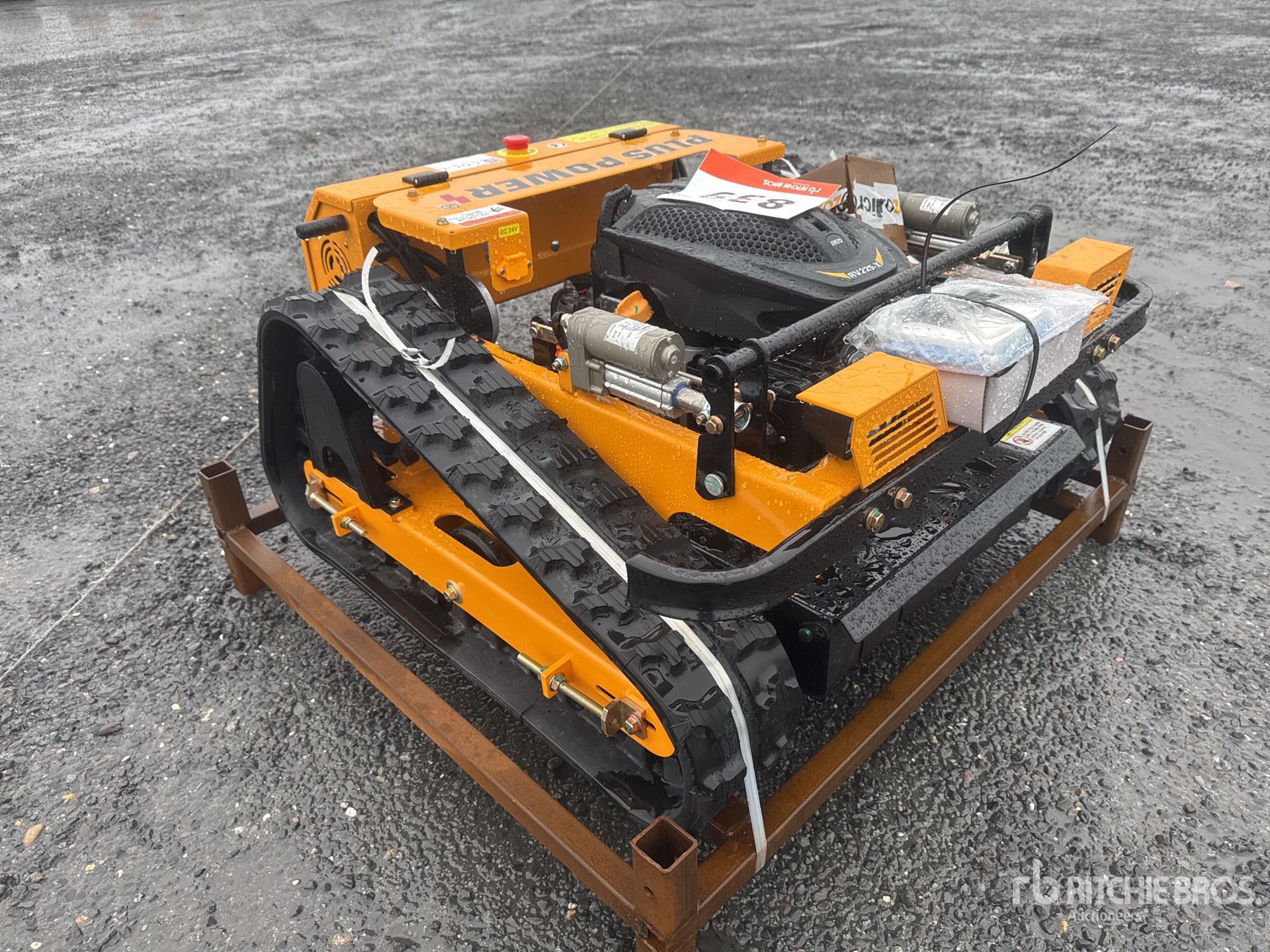 General Appearance with Picture, Right Front Corner