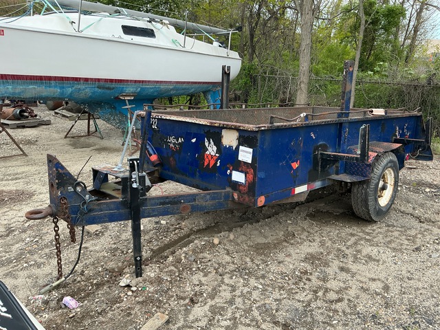 1986 Dixie 10 ft S/A Utility Trailer 1986 Dixie 10 ft S/A Utility Trailer