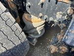 4 Underbody - Truck with 