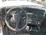 KL414816 - 2019 International LT625: Dash Components