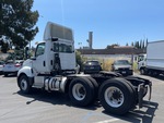 KN138535 - 2019 International LT625: Picture, Left Rear Corner