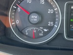 KN138535 - 2019 International LT625: Oil Pressure