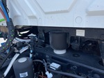 KN138535 - 2019 International LT625: Cab Suspension Air Bags