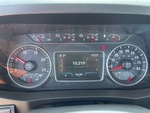 KN138535 - 2019 International LT625: Gauges