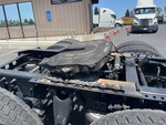 KN138535 - 2019 International LT625: Fifth Wheel