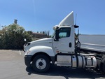KN138535 - 2019 International LT625: Truck Paint and Body Damage