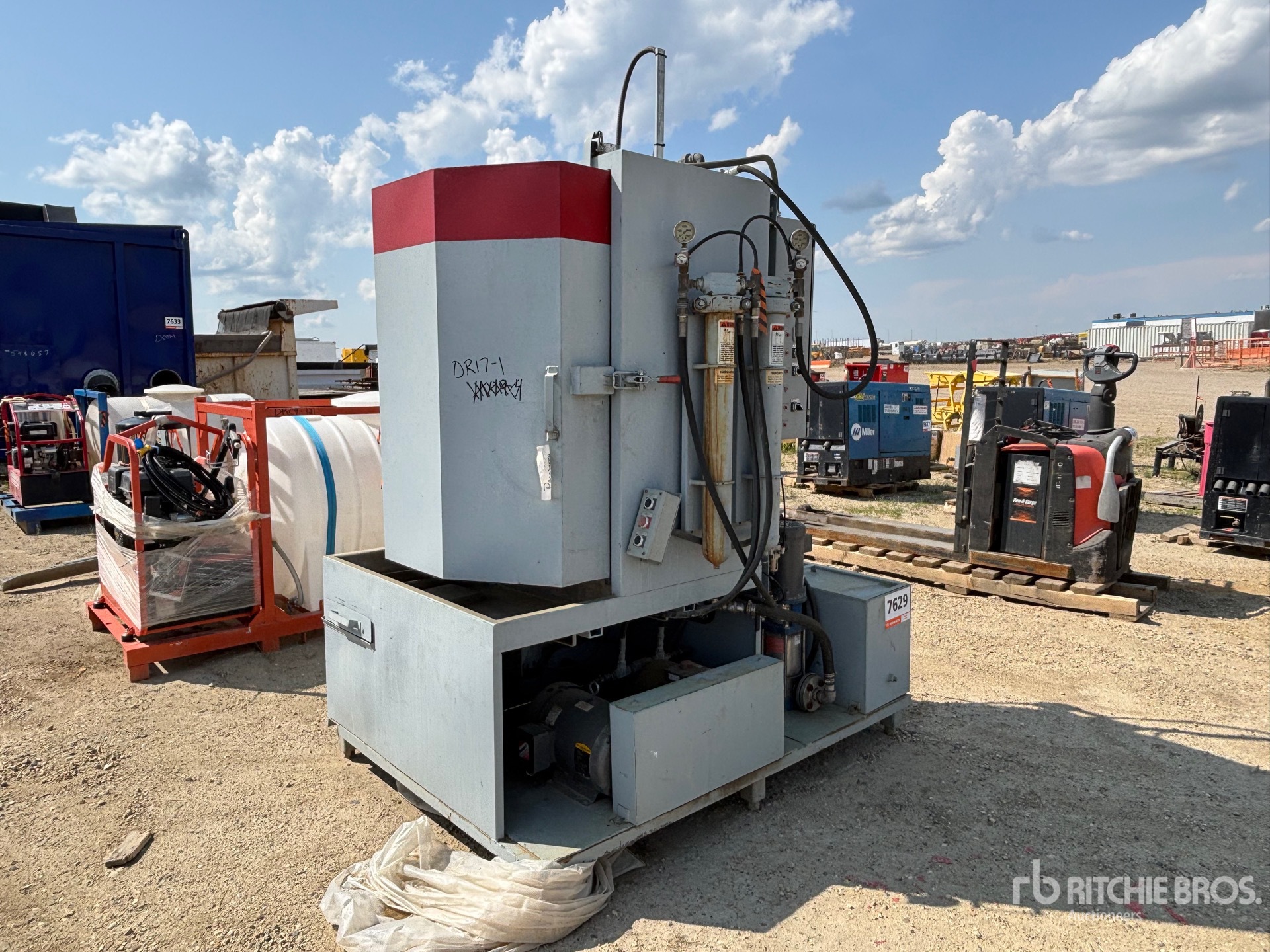 General Appearance with Picture, Right Front Corner