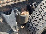 KN317520 - 2019 International RH613: Suspension Air Bags