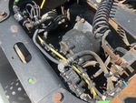 KN317520 - 2019 International RH613: Center Drive Axle