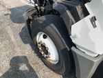 KN750510 - 2019 International LT625: Left Steer Tire