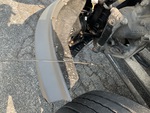 KN750510 - 2019 International LT625: Engine Oil level on Dipstick