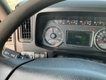 KN750510 - 2019 International LT625: Oil Pressure