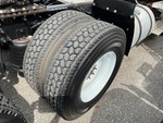 KL357951 - 2019 International LT625: Right Front Drive Tires