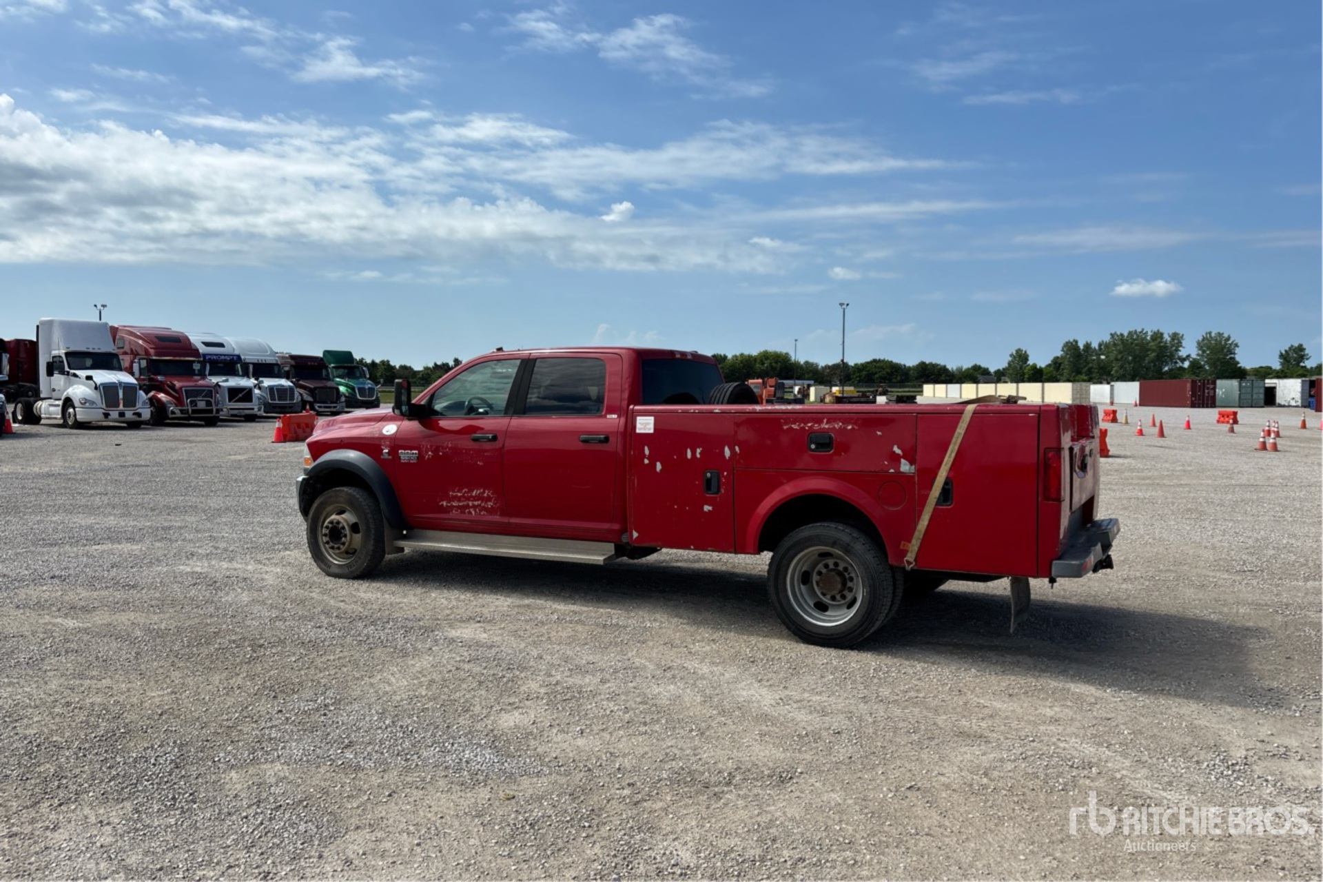 General Appearance with Picture, Left Rear Corner