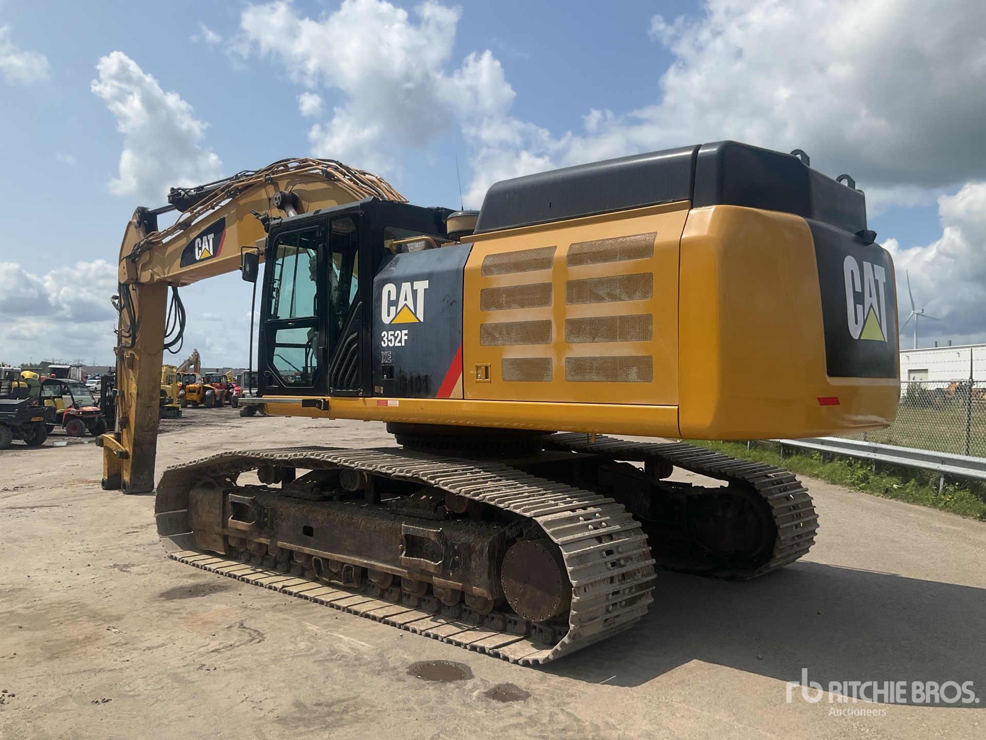 Aspect général with Image, coin arrière gauche