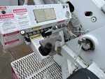 Boom with Elementy sterujące układem hydraulicznym