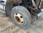 Underbody with Right Steer Tire