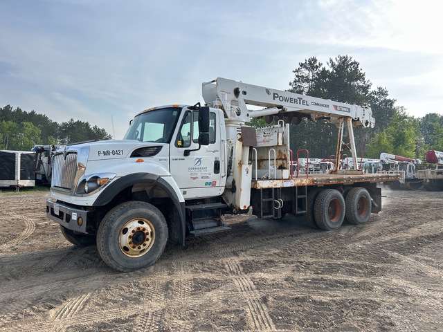 2013 Terex Commander C5050 on 2013 International 7500 6x4 Digger Derrick Truck