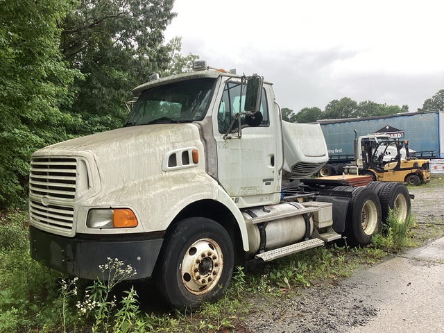 2007 Sterling AT9513 T/A Day Cab Truck Tractor