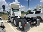KN100054 - 2019 International LT625: Picture, Left Rear Corner