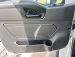 KN100054 - 2019 International LT625: Cab Doors