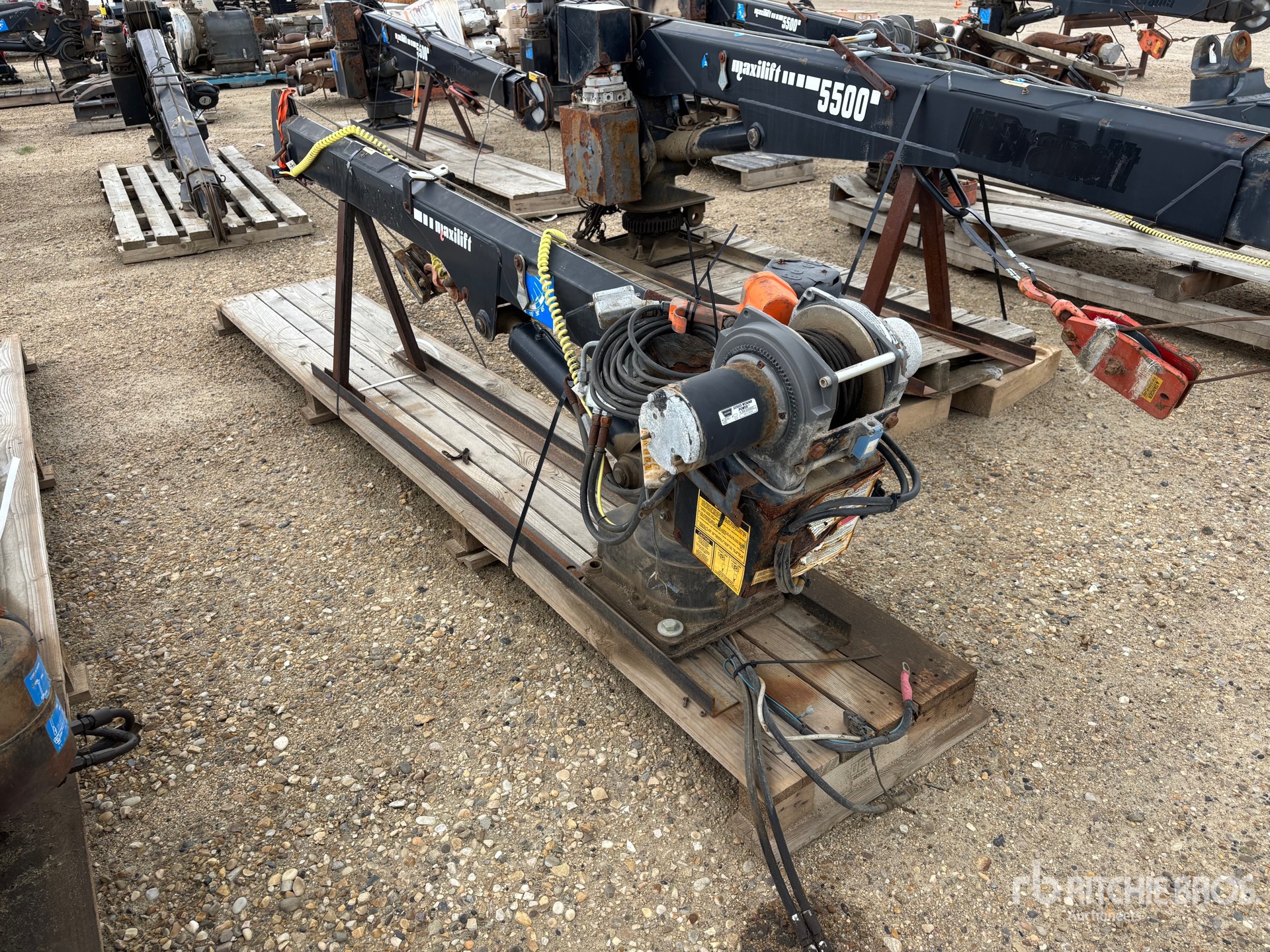 General Appearance with Foto, angolo posteriore sinistro