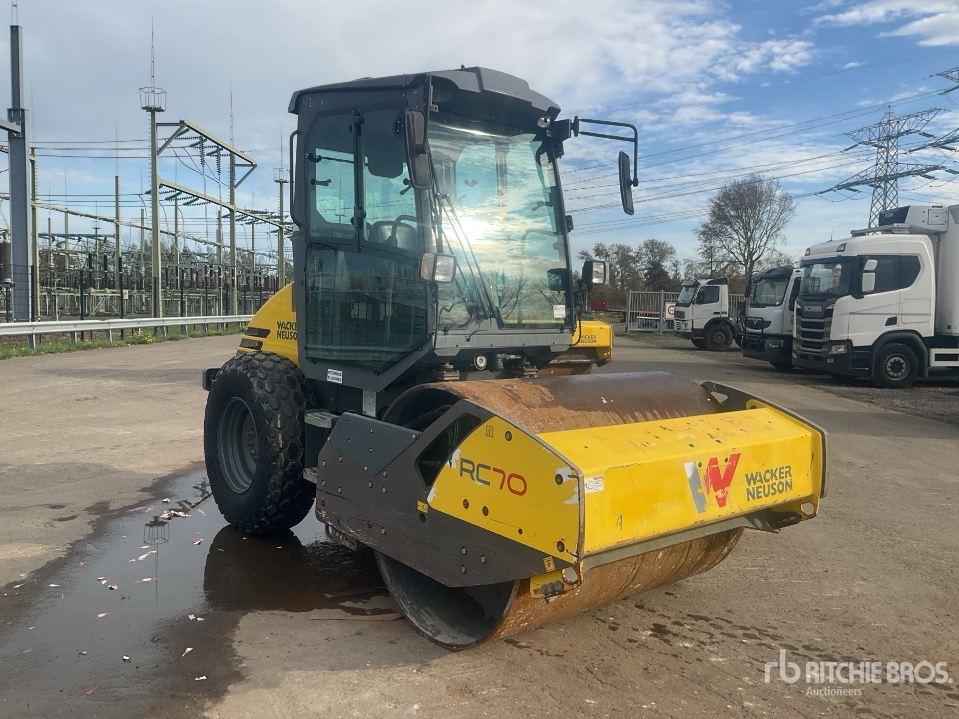 General Appearance with Image, coin avant droit