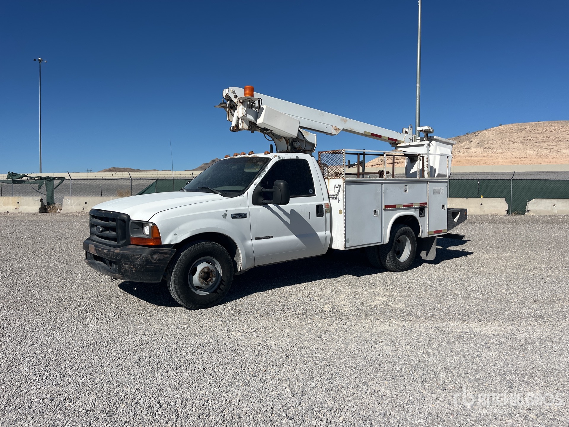 General Appearance with Featured Photo