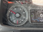 KN730133 - 2019 International LT625: Oil Pressure