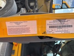 KN730133 - 2019 International LT625: Emission Label