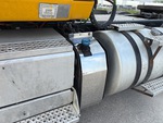 KN730133 - 2019 International LT625: DEF / AdBlue Tank