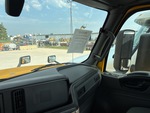 KN730133 - 2019 International LT625: Control Station # 1