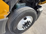 KN730133 - 2019 International LT625: Right Steer Tire