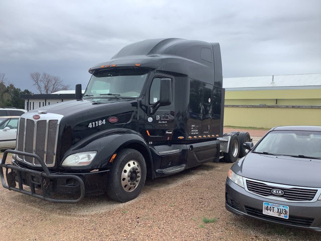 2020 Peterbilt 579 6x4 T/A Sleeper Truck Tractor