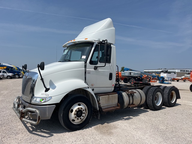 2017 International 8600 6x4 T/A Day Cab Truck Tractor
