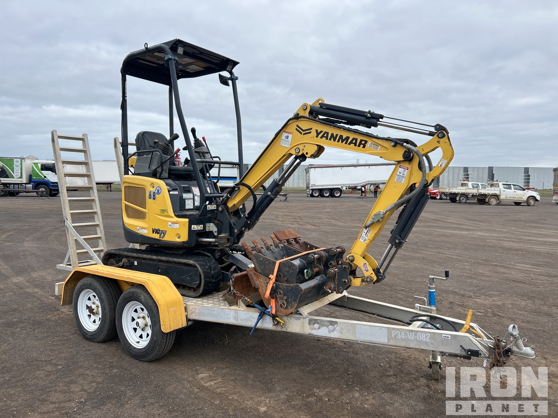 General Appearance with Picture, Right Front Corner