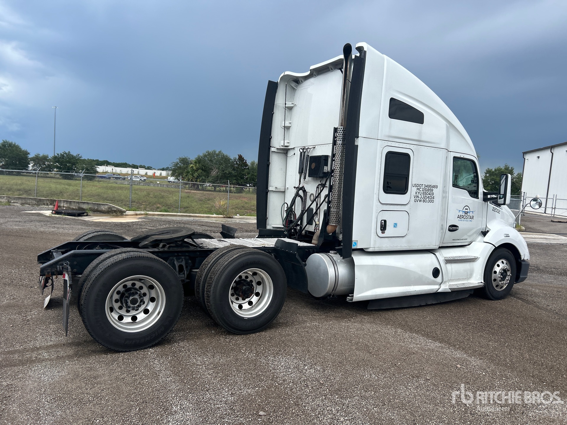 General Appearance with Picture, Right Rear Corner