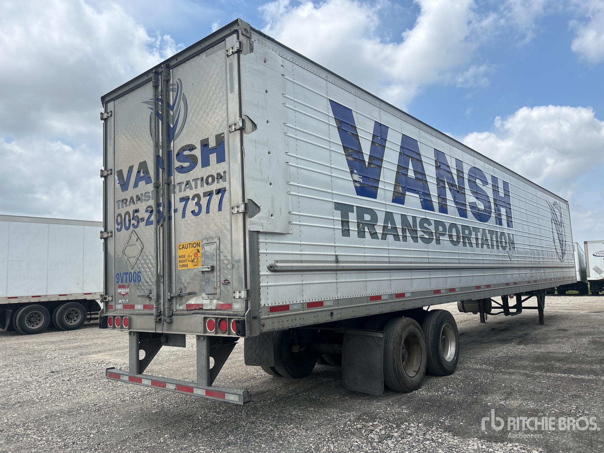 General Appearance with Picture, Right Rear Corner