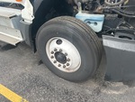 KL440230 - 2019 International LT625: Right Steer Tire