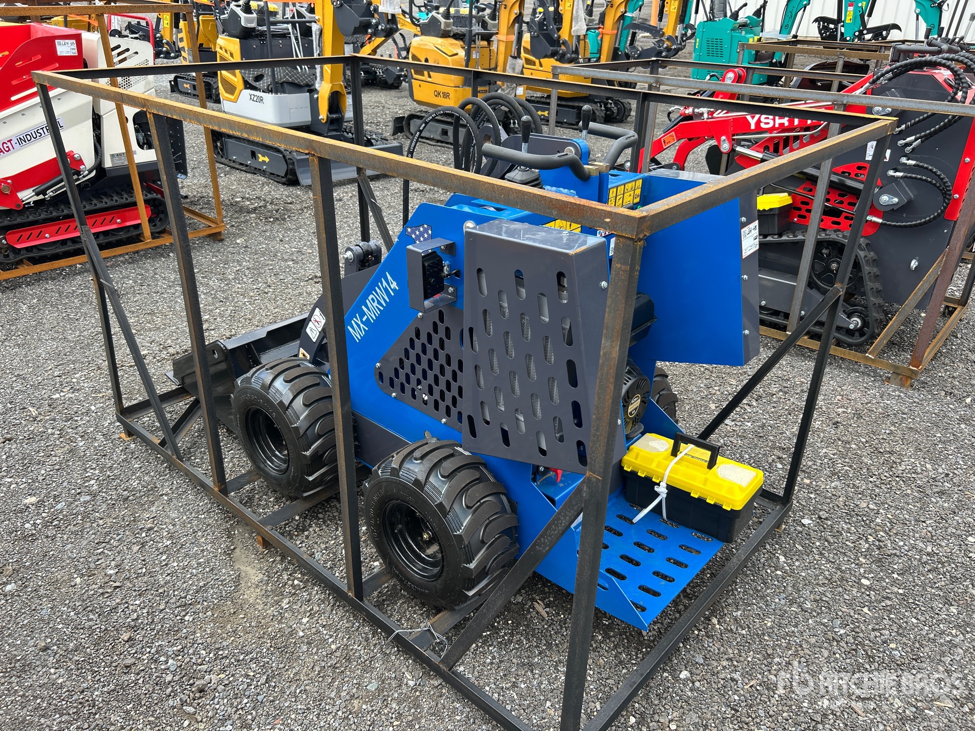 MINI CARGADOR SOBRE RUEDAS 2025 AGT MXMRW14