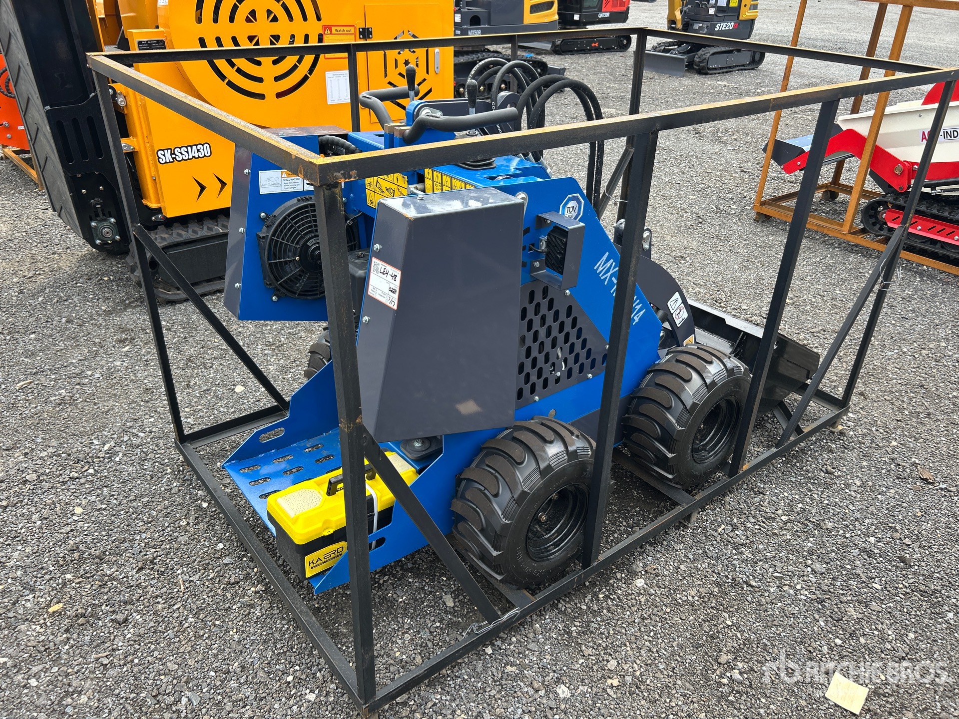 MINI CARGADOR SOBRE RUEDAS 2025 AGT MXMRW14
