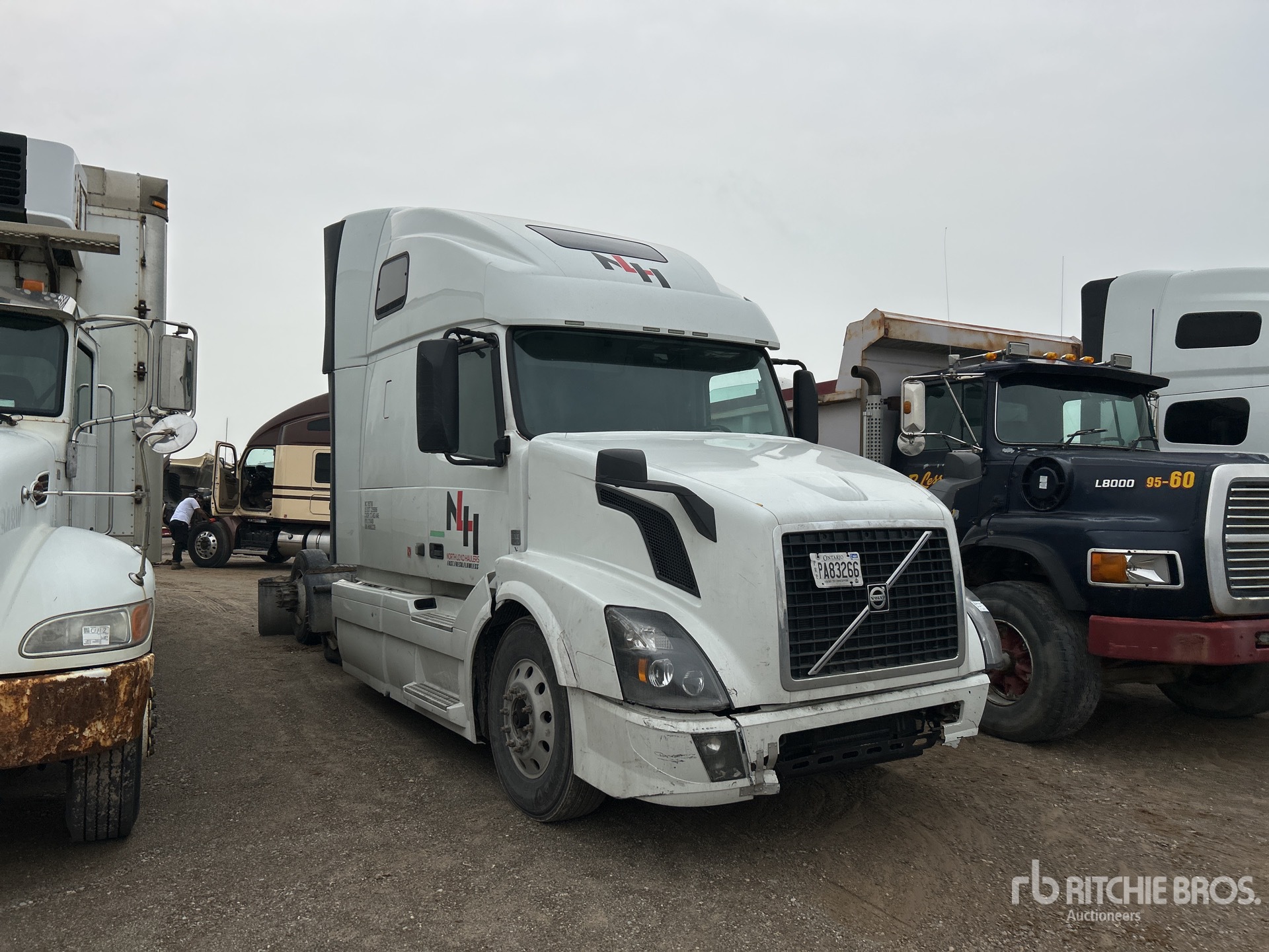 General Appearance with Picture, Right Front Corner