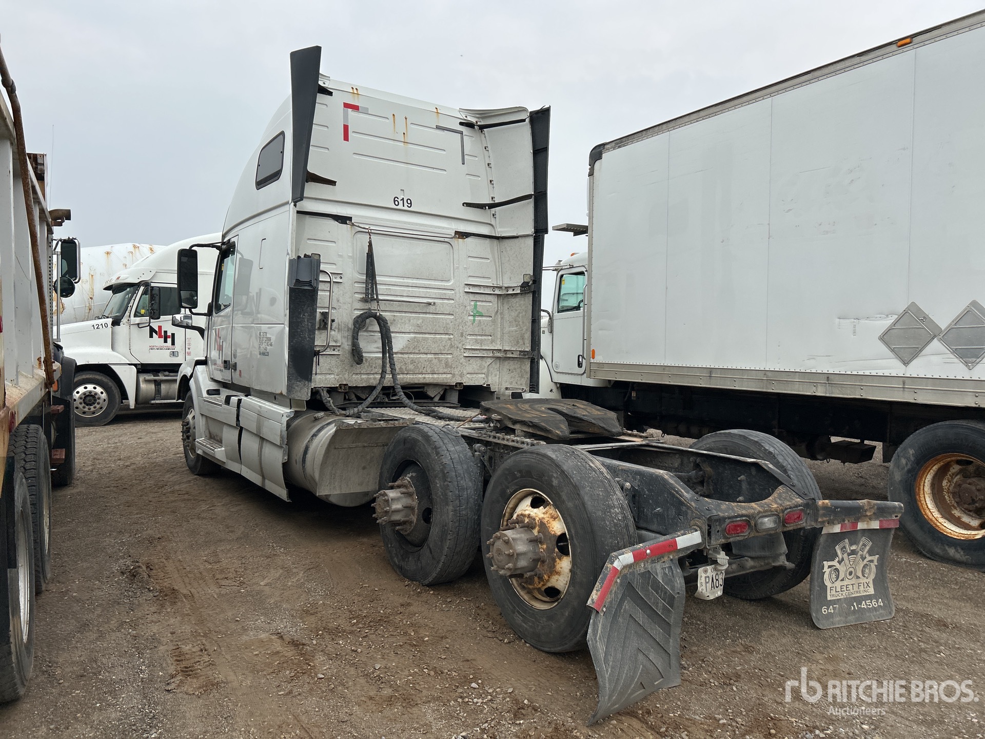 General Appearance with Picture, Left Rear Corner