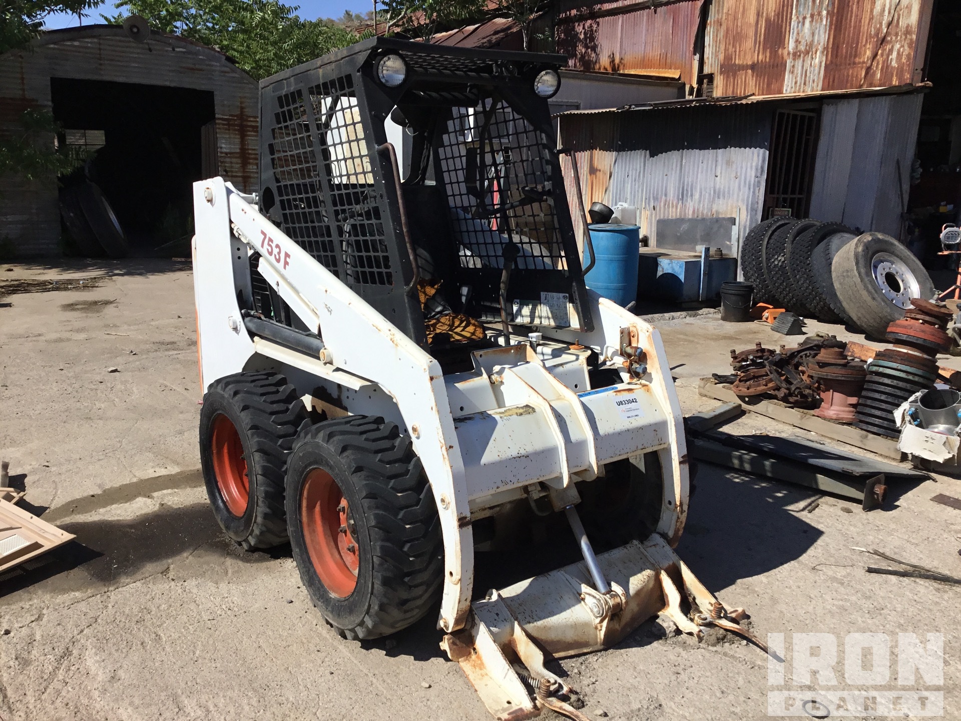 General Appearance with Image, coin avant droit