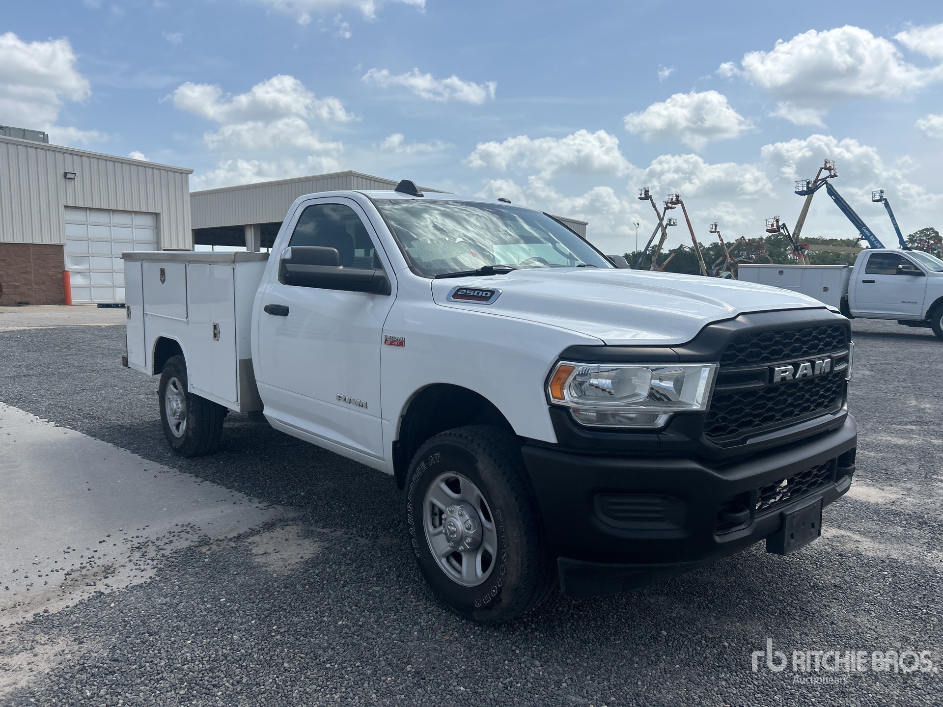 General Appearance with Picture, Right Front Corner