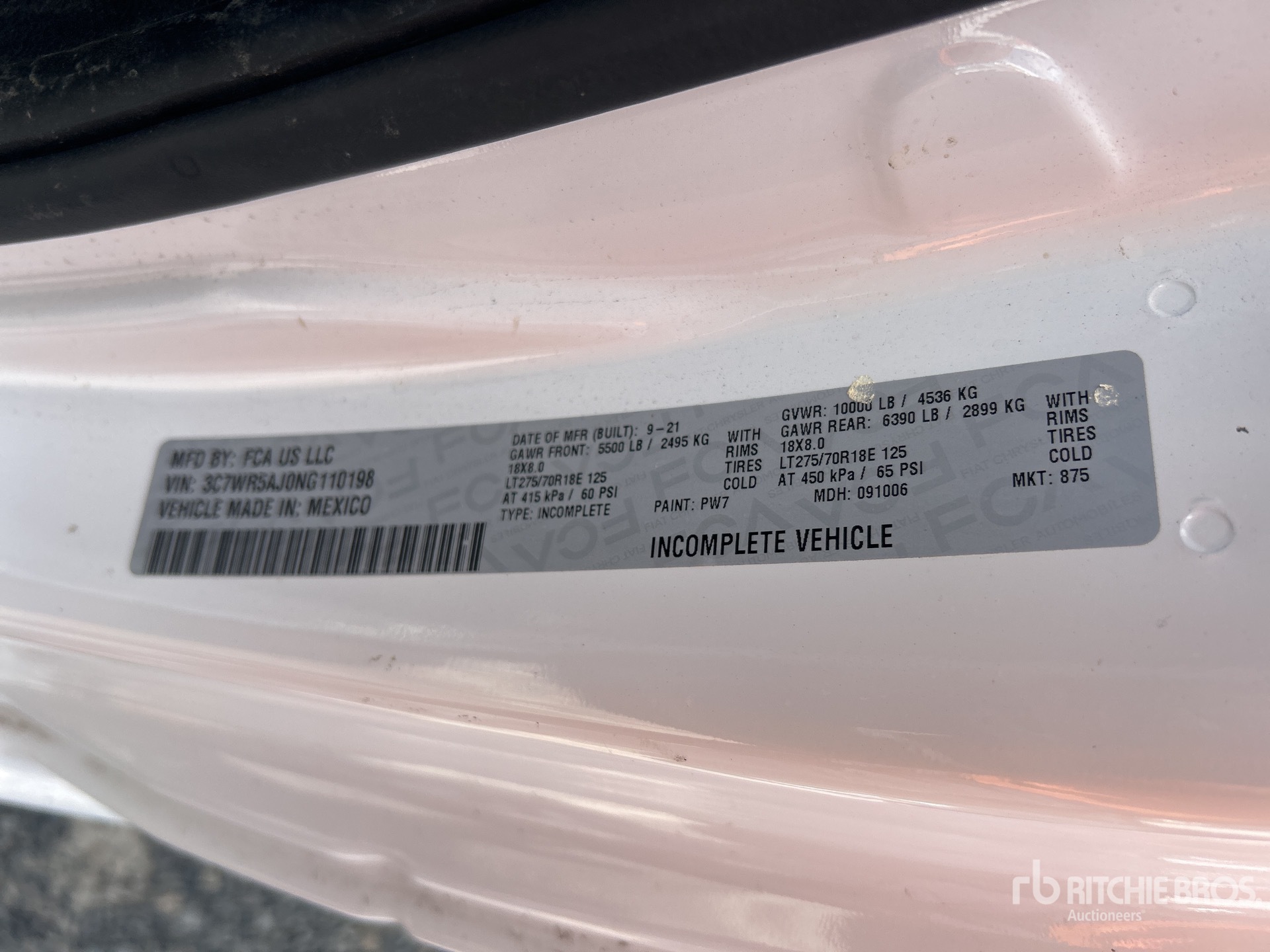 General Appearance with Serial Number / VIN