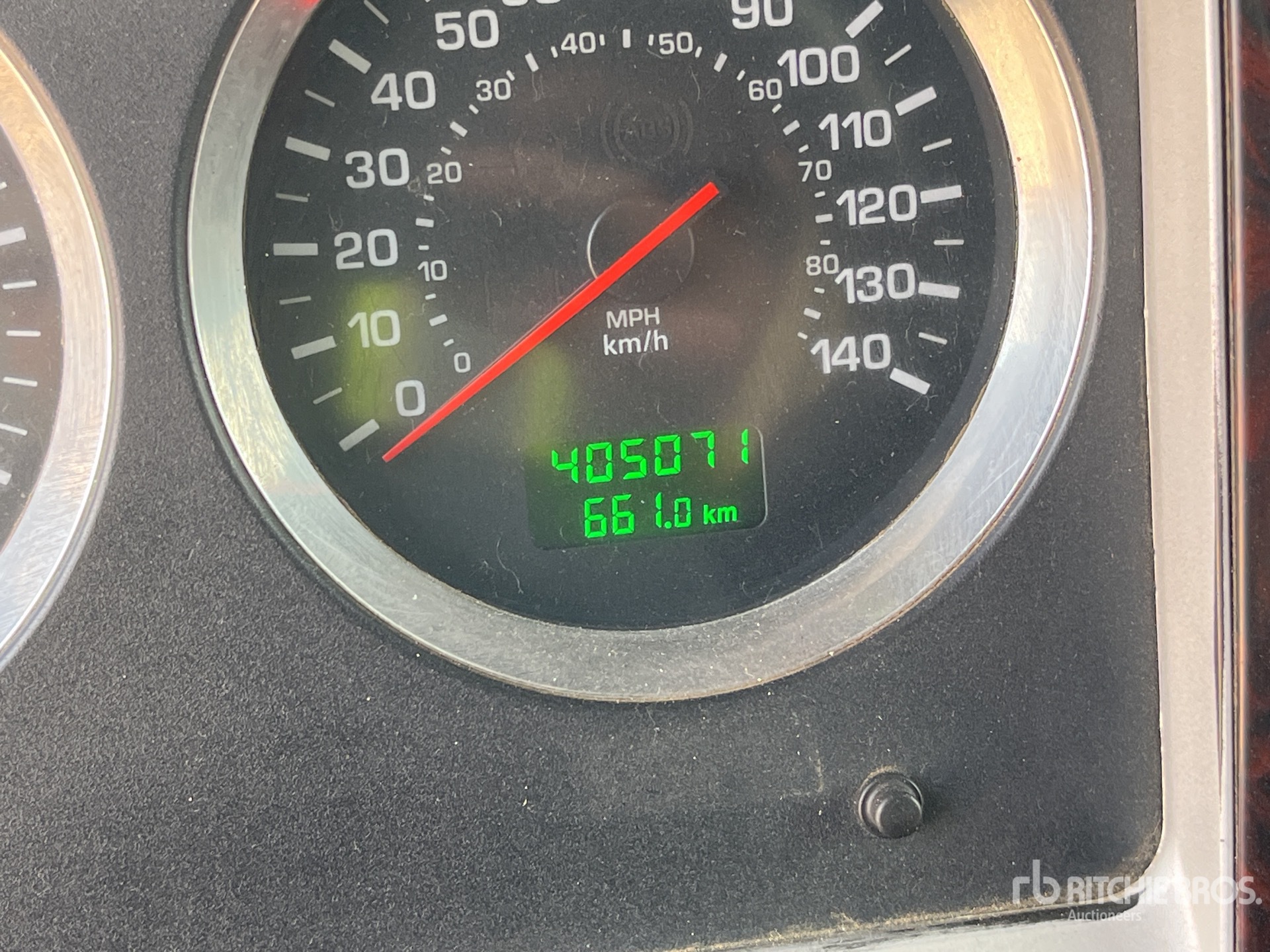 General Appearance with Hour Meter / Odometer