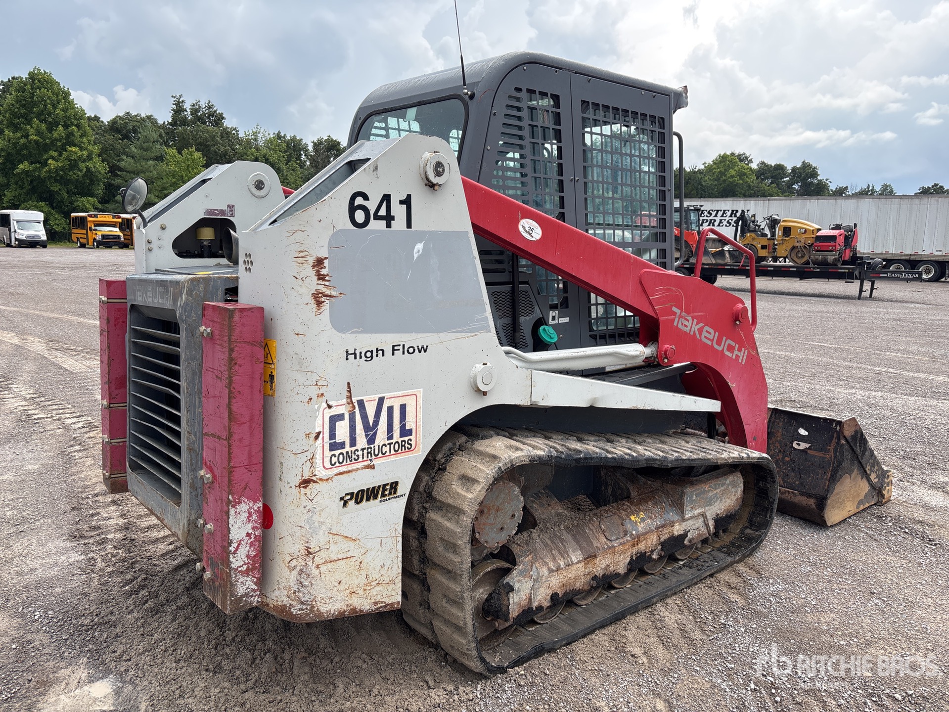 Aspect général with Image, coin arrière droit