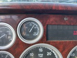 Cab with Oil Pressure