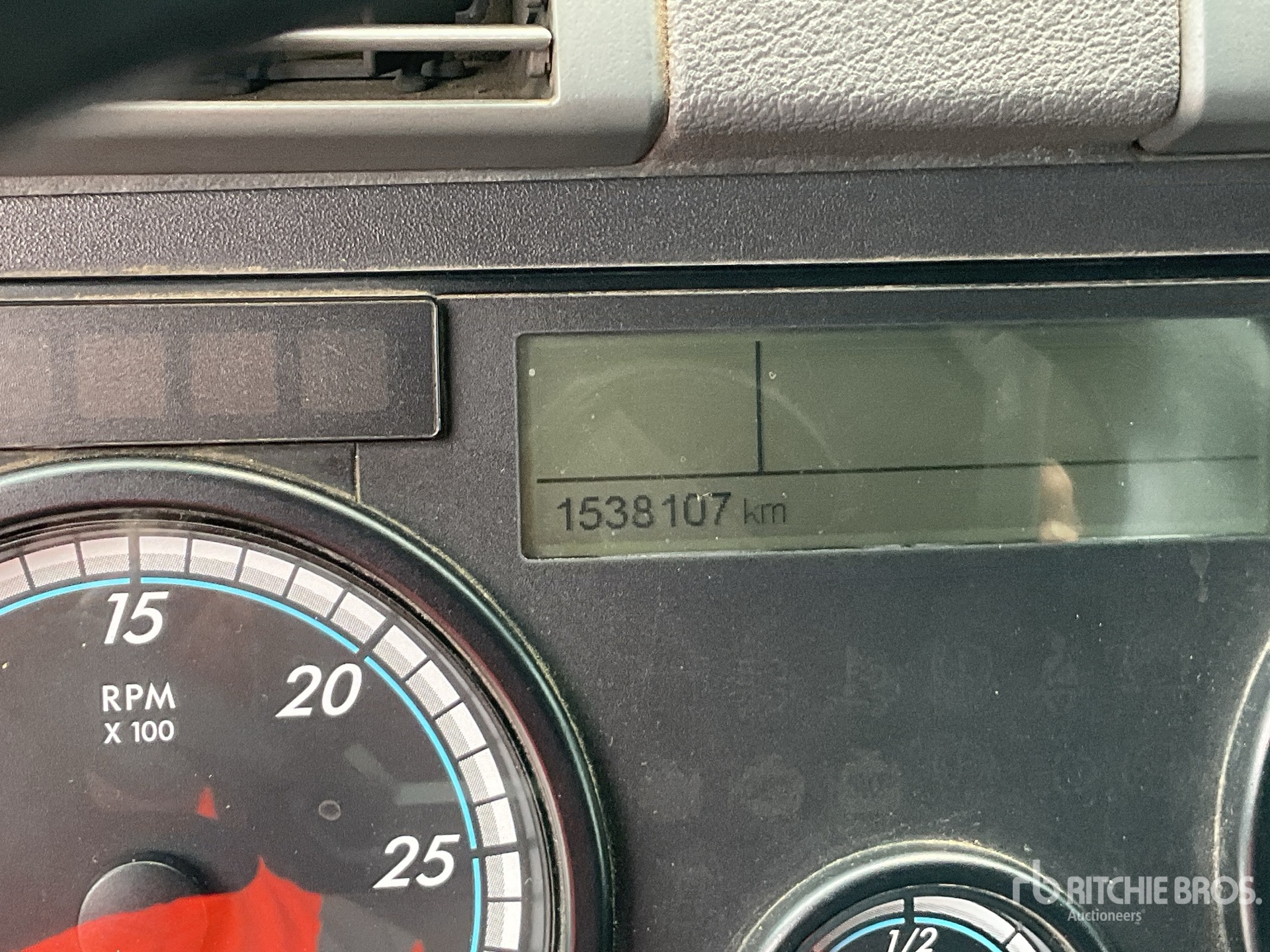 General Appearance with Hour Meter / Odometer